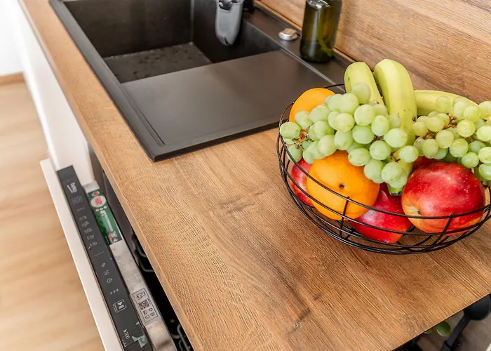 Brand New With Balcony - Center Appartamento